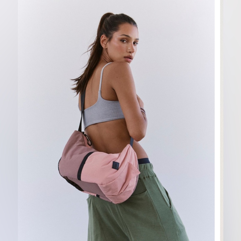 Free people Movement The Narrows Sling Bag - Picture 1 of 4
